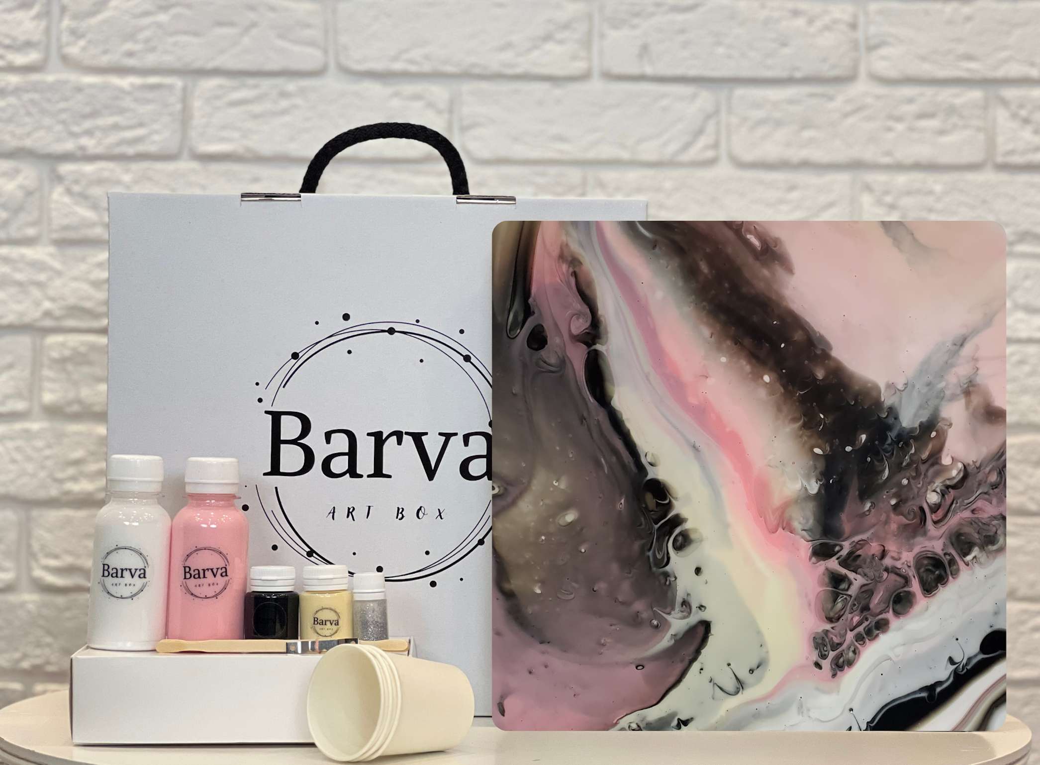 Подарунковий набір для створення картини Barva art box Звабливість у техніці абстрактного живопису квадрат 30 см (1669473665001)