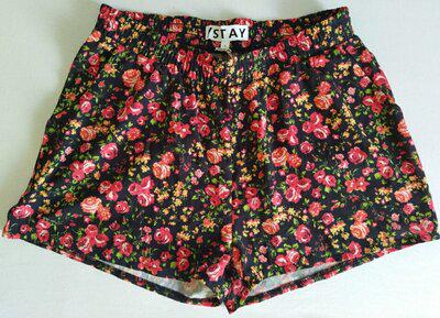 Шорти в квітковий принт Stay S