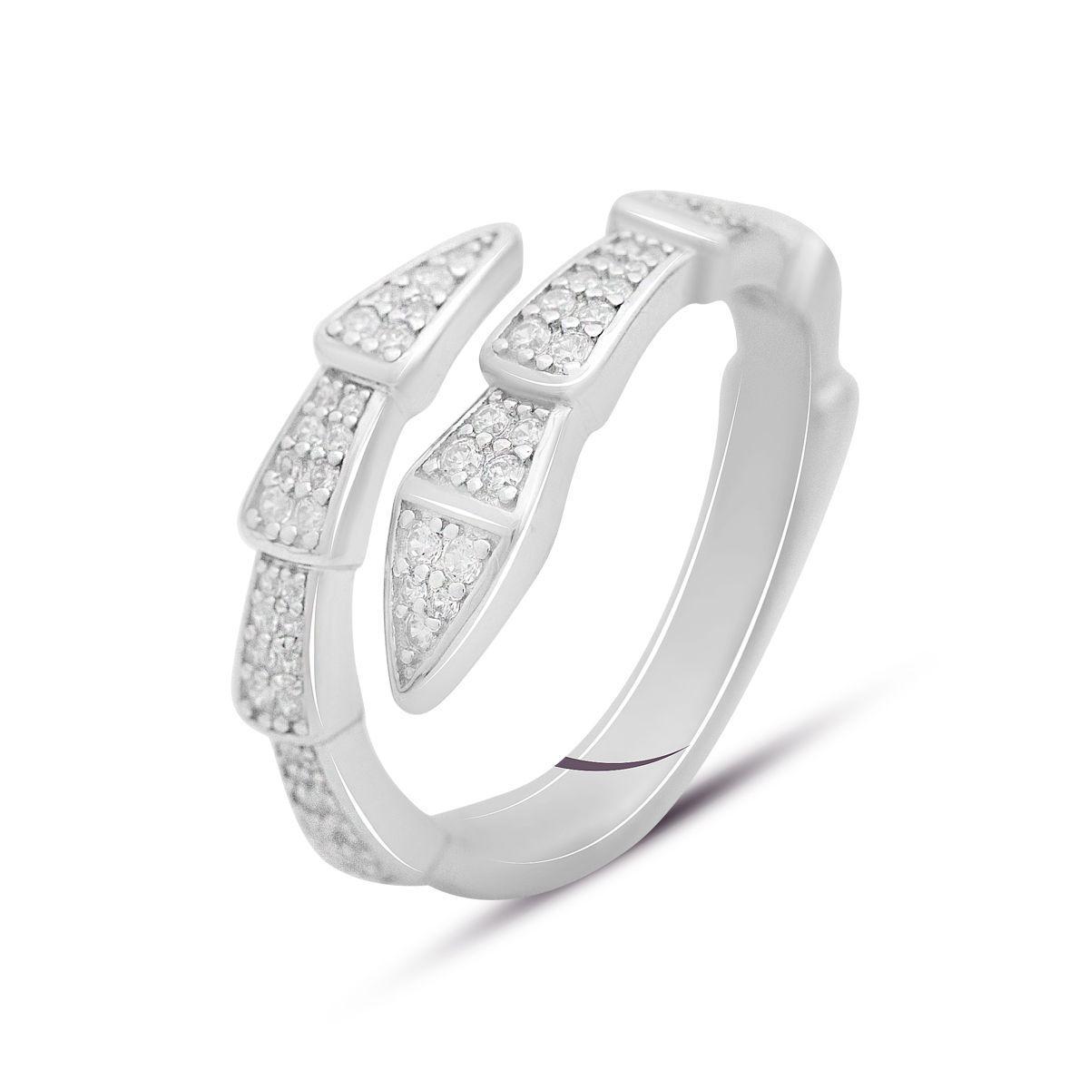 Кольцо серебряное с фианитами 4,23 г р. 17,5 (2144946)