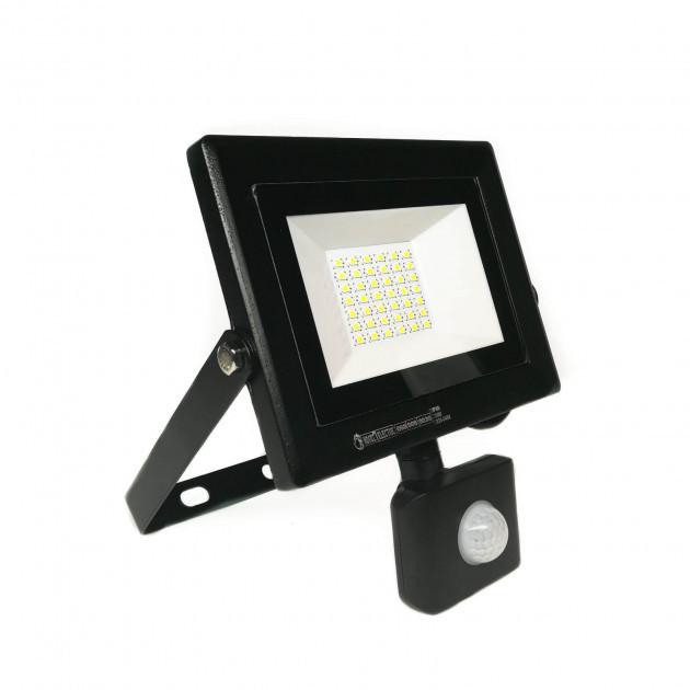 Прожектор светодиодный с датчиком движения PARS/S-30 30 Вт 6400 K Прожектор светодиодный с датчиком движения PARS/S-30 30 Вт 6400 K