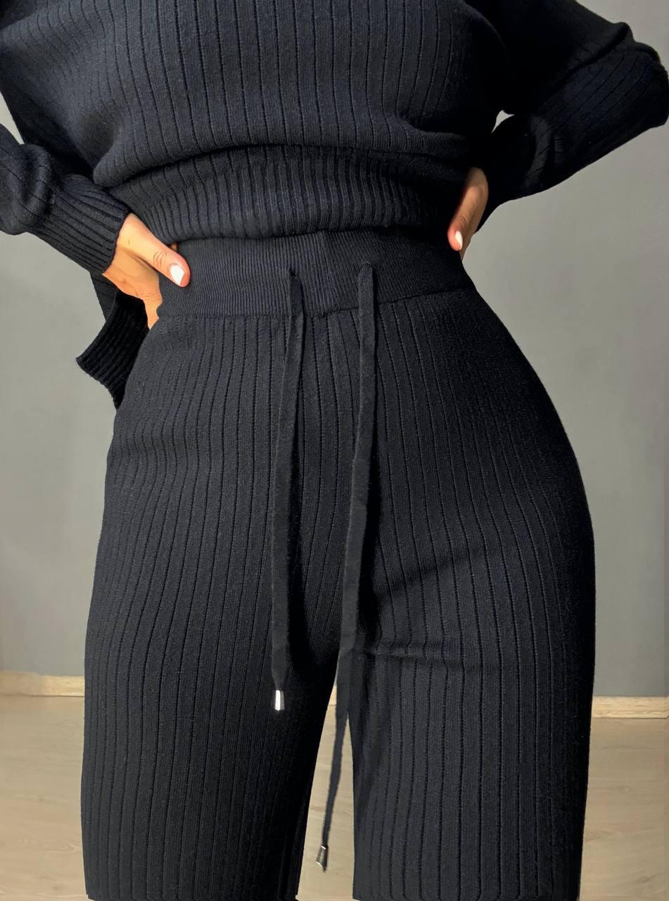 Костюм женский ACCORDDREAM 8703-28108 свитер с брюками в рубчик вязаный OS Черный (2959) - фото 2 Костюм женский ACCORDDREAM 8703-28108 свитер с брюками в рубчик вязаный OS Черный (2959) - фото 2