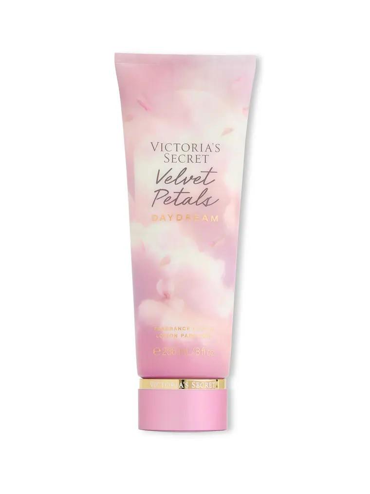 Лосьон для тела женский Victoria's Secret Velvet Petals Daydream 236 мл (382631)