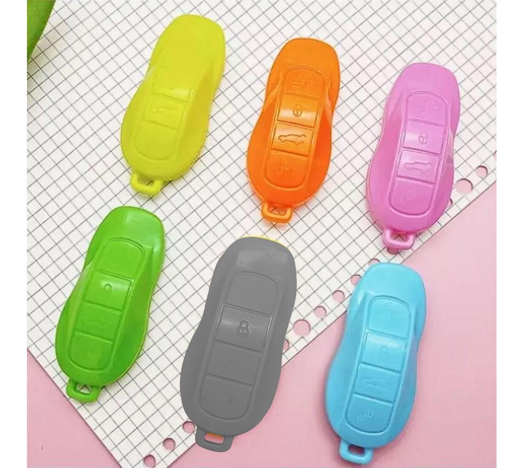 Канцелярський ніж Car 3,3x7,5 см Grey (30498) - фото 4 Канцелярський ніж Car 3,3x7,5 см Grey (30498) - фото 4