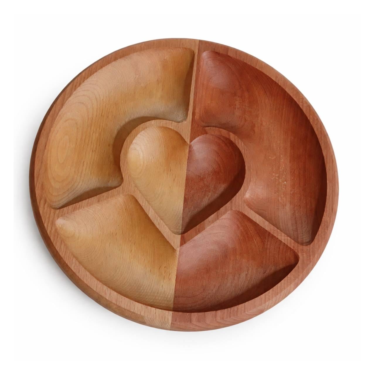 Менажница деревянная круглая для подачи блюд Сердце двухцветная 26 см (0d0daafc)