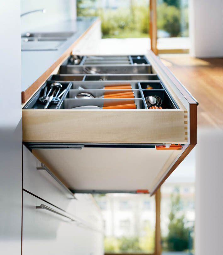 Направляюча прихованого монтажу Blum 600 мм 30 кг з доведенням повного висунення 17-19 мм комплект - фото 2 Направляюча прихованого монтажу Blum 600 мм 30 кг з доведенням повного висунення 17-19 мм комплект - фото 2