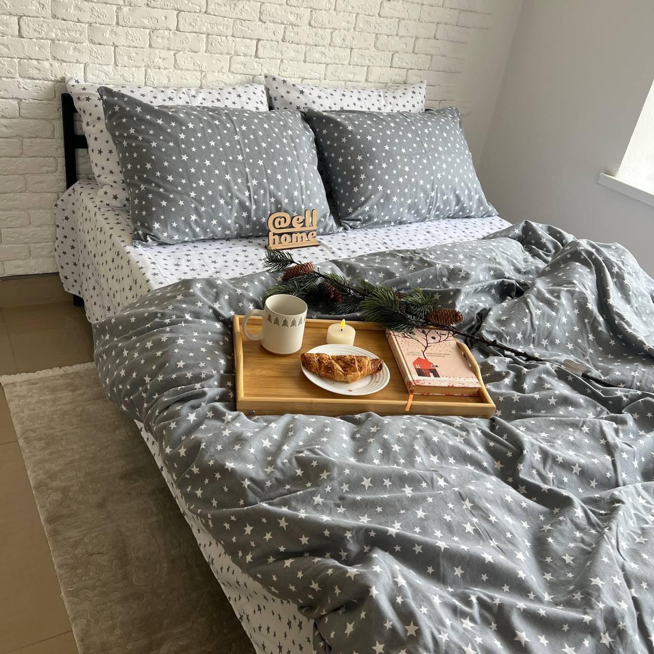 Комплект постельного белья Ell Home Звездочная фланель полуторный наволочки 50x70 см/70x70 см Серый (29288885) - фото 1 Комплект постельного белья Ell Home Звездочная фланель полуторный наволочки 50x70 см/70x70 см Серый (29288885) - фото 1