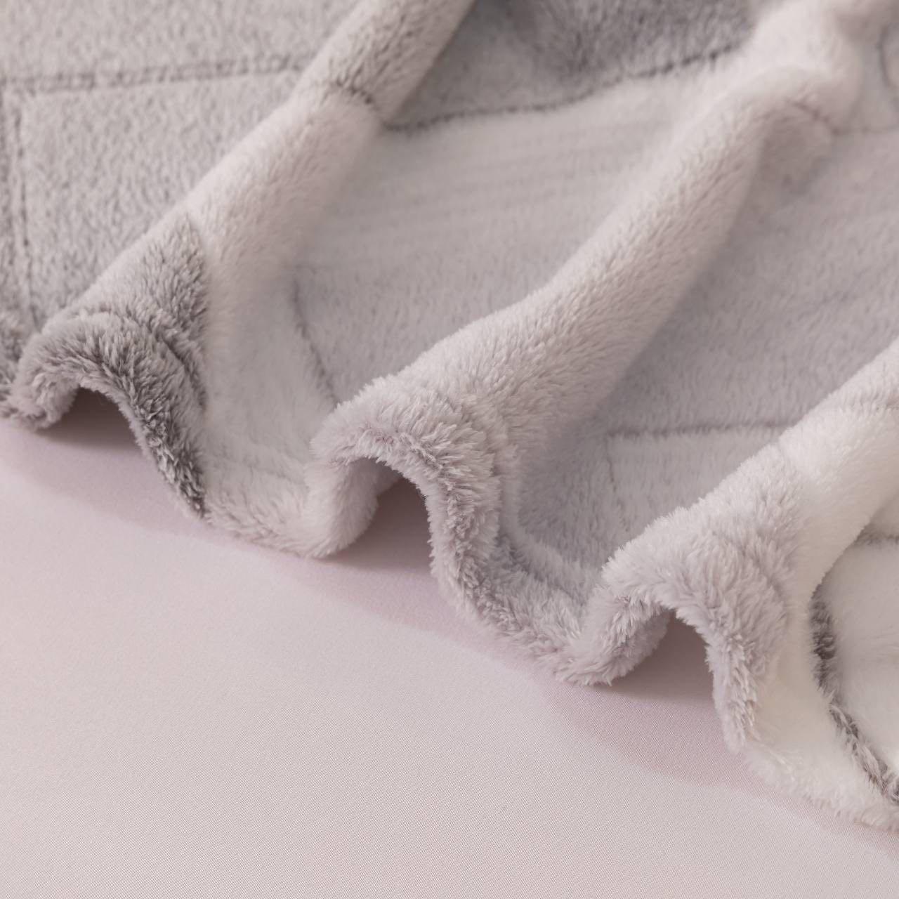 Плед-покрывало Malloory Home Плюшевый из микрофибры Зигзаг 200x230 см Бело-серый (1873-4) - фото 4 Плед-покрывало Malloory Home Плюшевый из микрофибры Зигзаг 200x230 см Бело-серый (1873-4) - фото 4