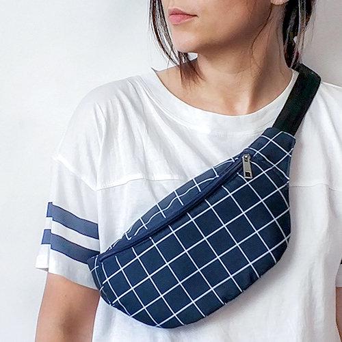 Сумка-бананка через плечо и на пояс Presentville Bumbag Синяя клетка 27х16 см (BB_18J007_TSI_TSI)
