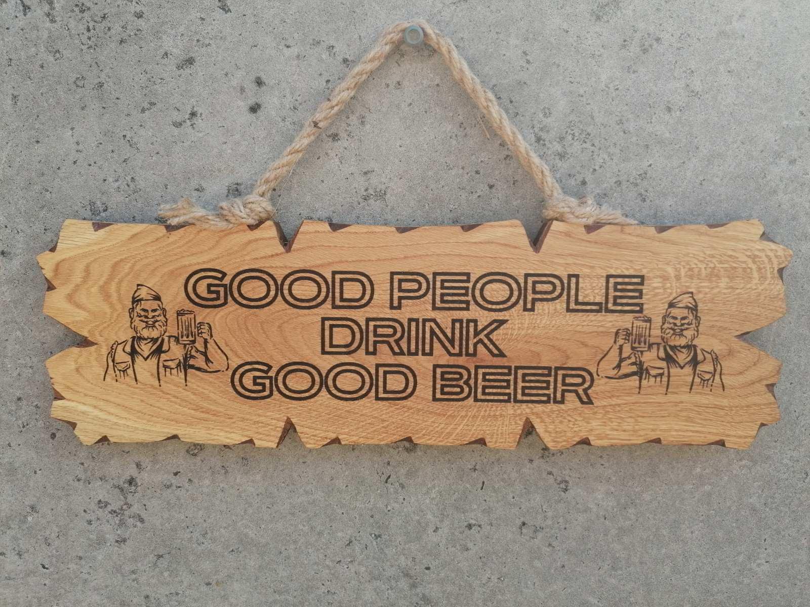 Табличка деревянная GOOD PEOPLE DRINK GOOD BEER - фото 1