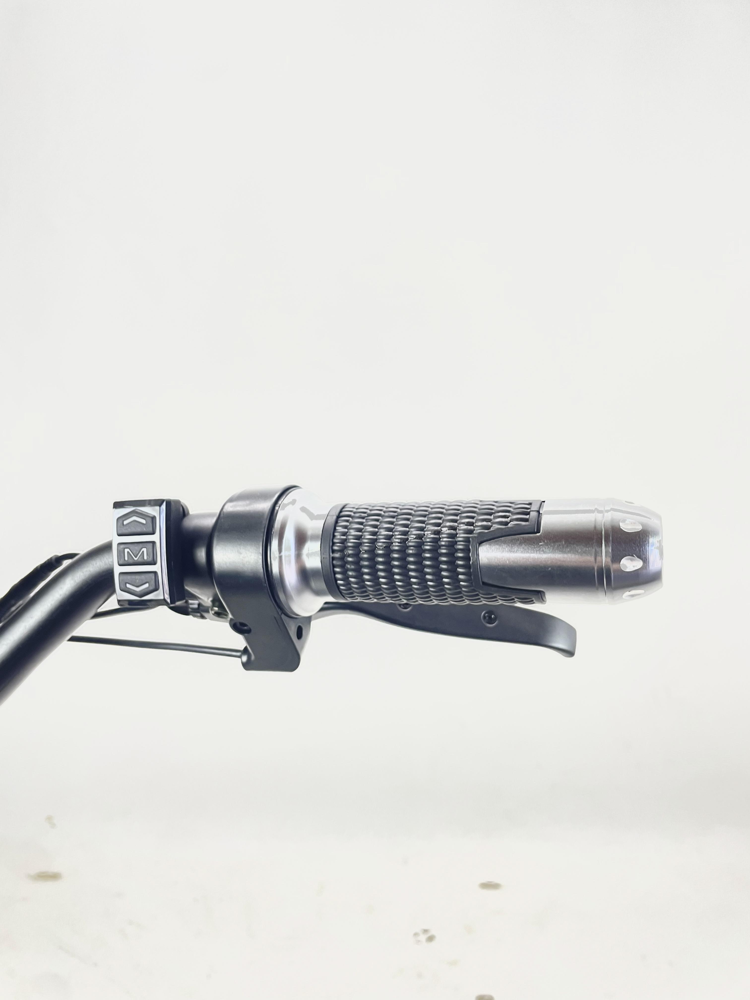 Електросамокат TESLA 6000 з NFC-ключем 3000W х2 60V 36Ah (СТ-6000) - фото 12 Електросамокат TESLA 6000 з NFC-ключем 3000W х2 60V 36Ah (СТ-6000) - фото 12