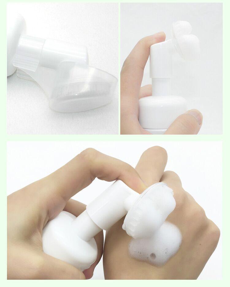 Очищаюча пінка для обличчя Bioaqua з щіточкою - фото 2 Очищаюча пінка для обличчя Bioaqua з щіточкою - фото 2