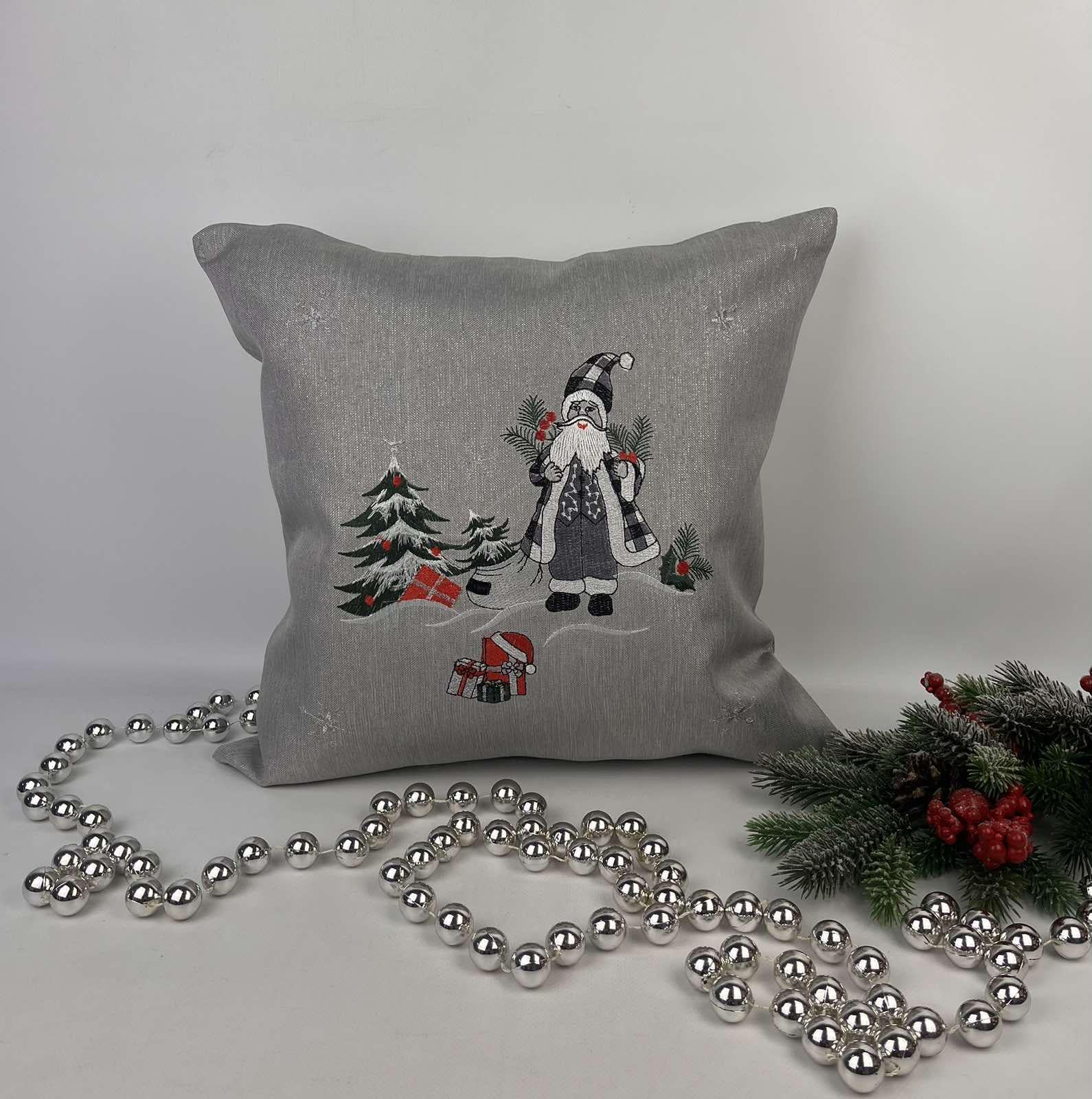 Наволочка новогодняя Santa 45х45 см Grey (CN36787)