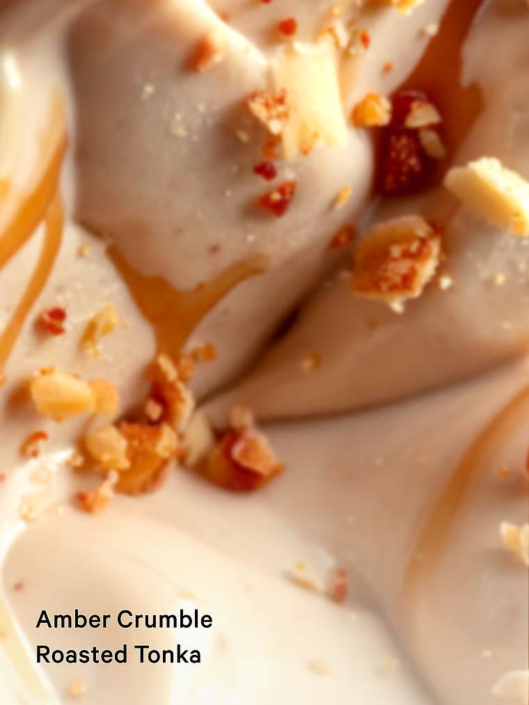 Спрей для тела Victoria's Secret Amber Romance Brulee Fragrance Mist 250 мл (27091212) - фото 2 Спрей для тела Victoria's Secret Amber Romance Brulee Fragrance Mist 250 мл (27091212) - фото 2