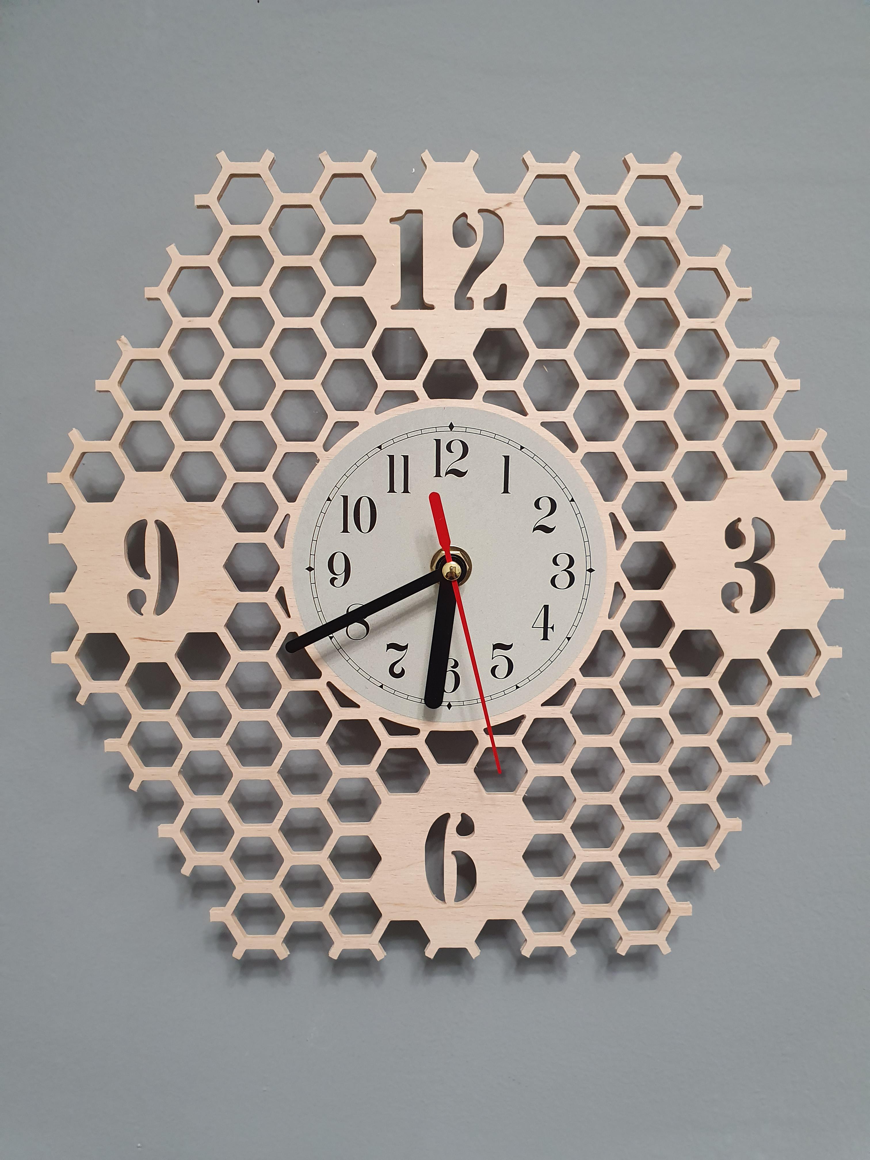 Часы настенные Пасечник (3199)