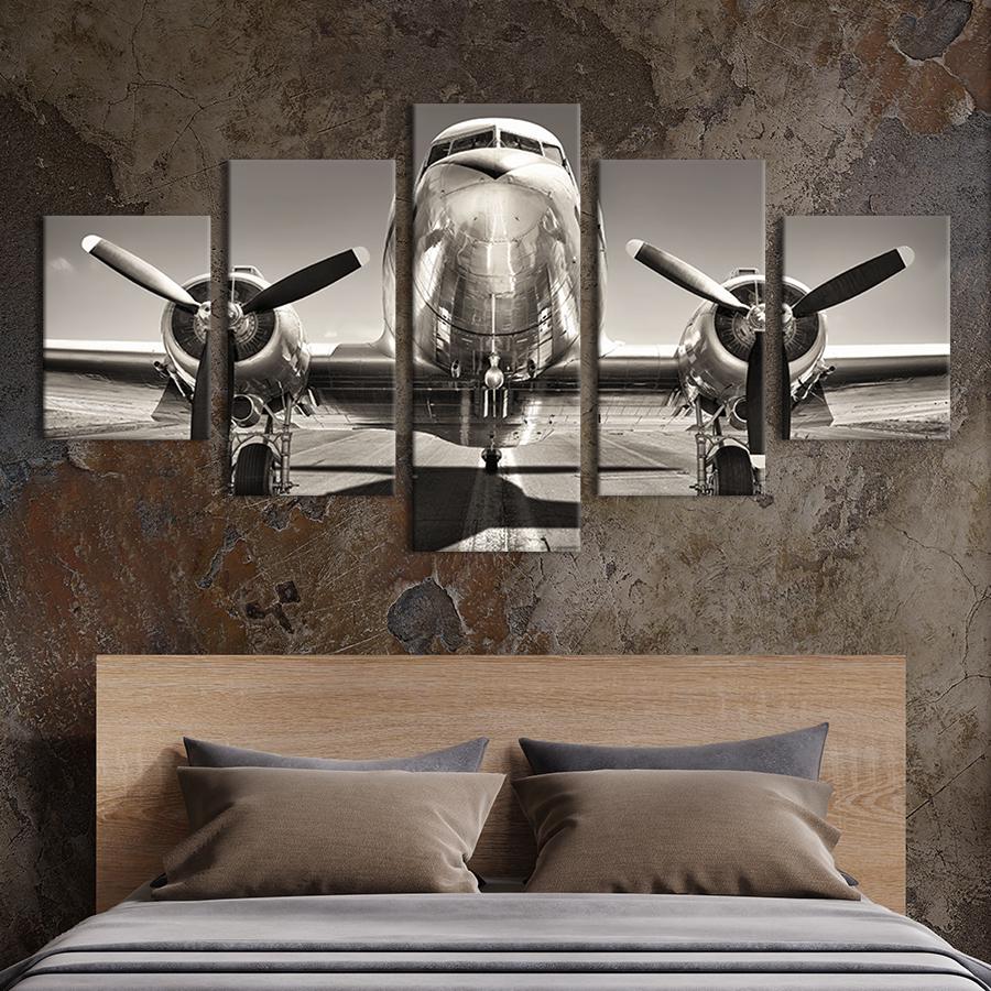 Модульная картина из 5 частей на холсте Самолёт на взлётной полосе 162x80 см (101-52)