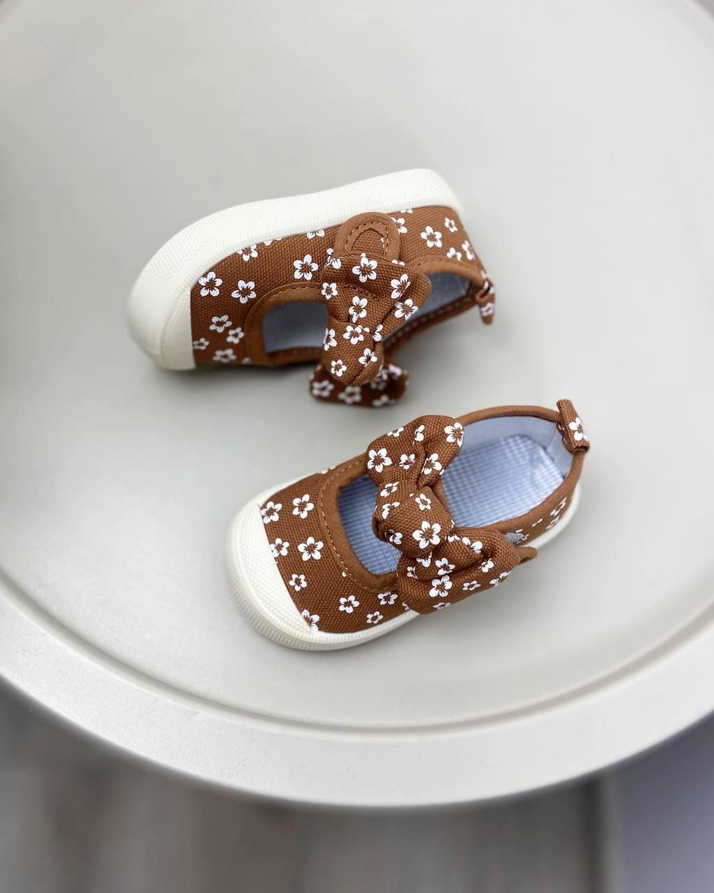 Кросівки дитячі р. 19 Коричневий (810) Кросівки дитячі р. 19 Коричневий (810)