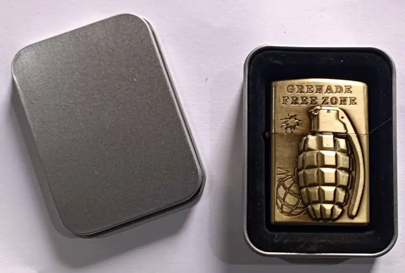 Зажигалка бензиновая Граната Тип 4 (32161870)