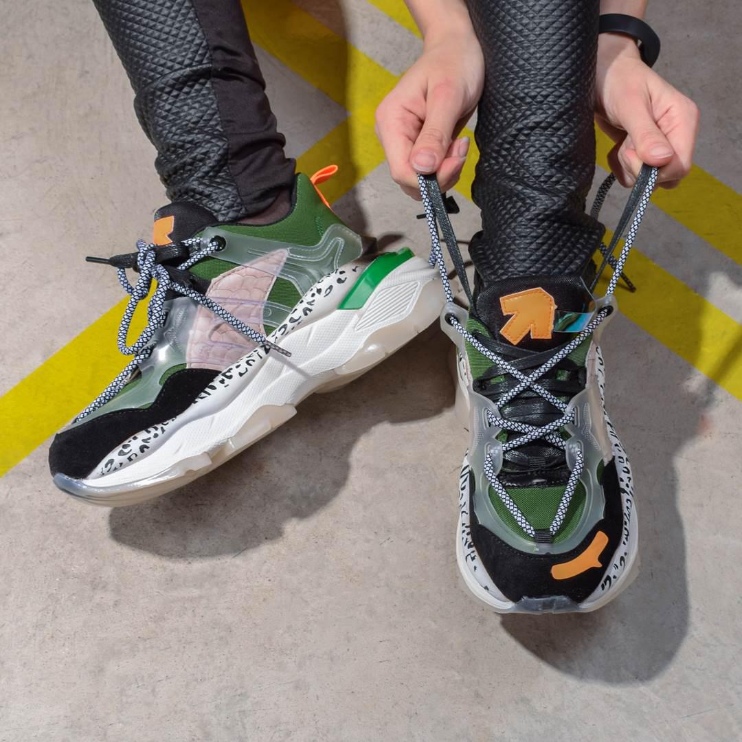 Кроссовки женские Fashion 323931 р. 36 23 см