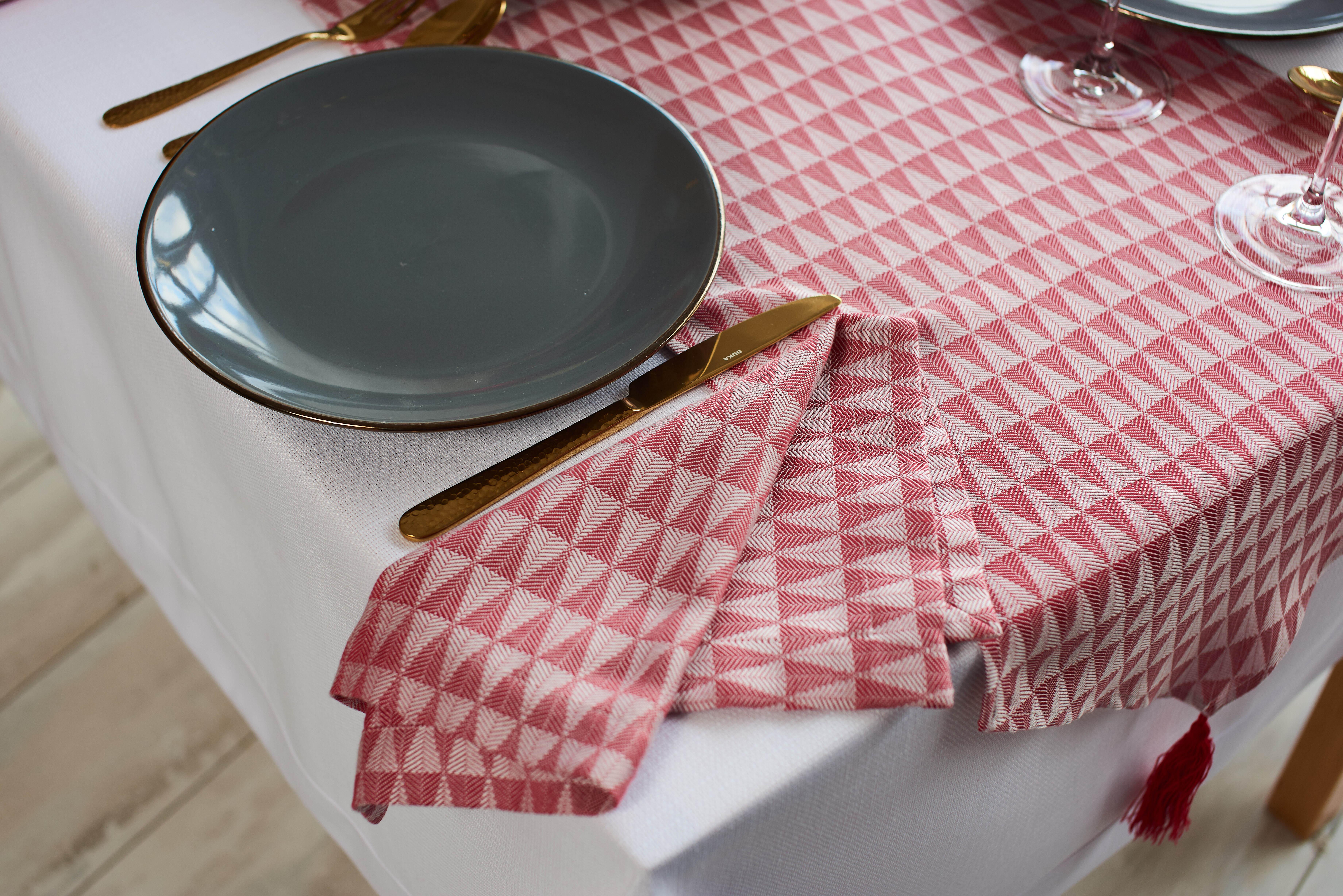 Серветка новорічна Едельвіка Ялинка 30х40 см (453-20/00) 453-20/00