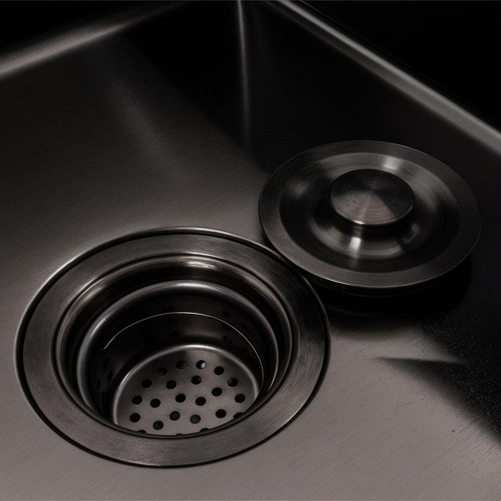 Мийка кухонна Valeso Handmade CM 78х50 L PVD круглий сифон 3,0/0,8 мм Чорний - фото 5 Мийка кухонна Valeso Handmade CM 78х50 L PVD круглий сифон 3,0/0,8 мм Чорний - фото 5