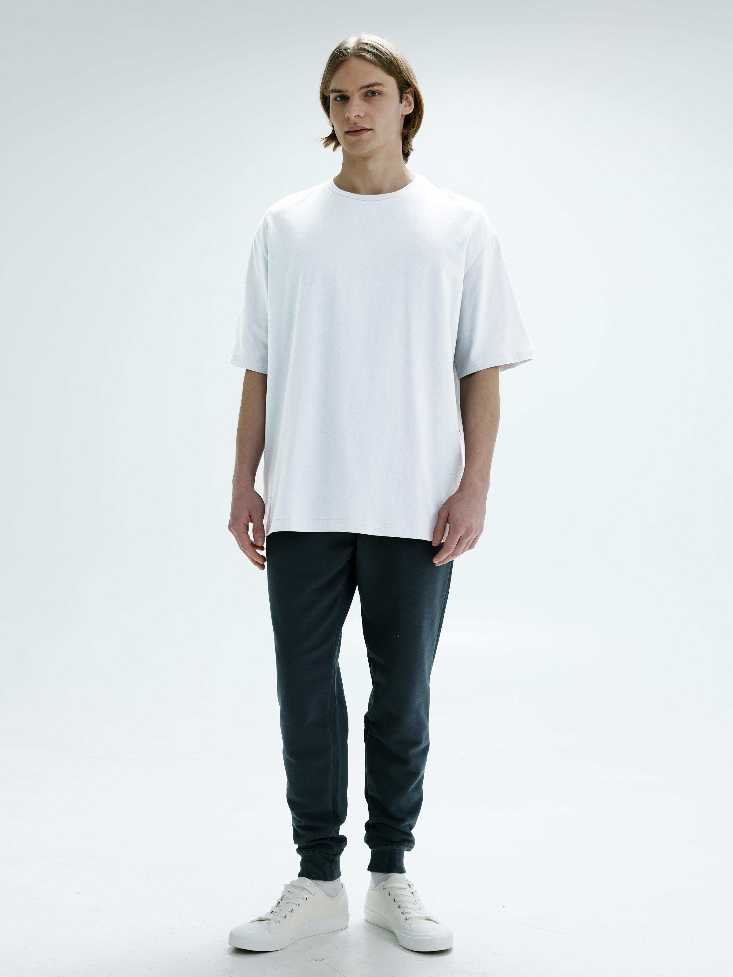 Футболка-оверсайз мужская ROZA 231117 XS Белый (4824005704635) - фото 2 Футболка-оверсайз мужская ROZA 231117 XS Белый (4824005704635) - фото 2