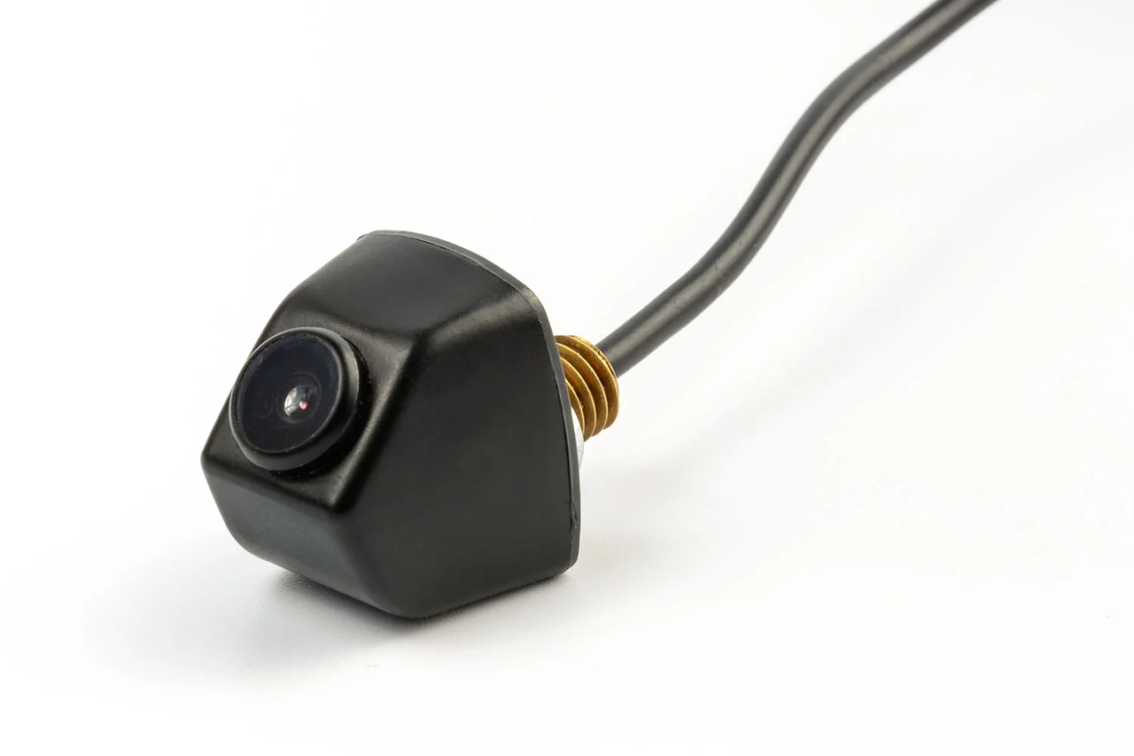 Камера универсальная заднего/переднего вида Fighter FC-02 CVBS 720х480 с линиями парковки врезная под гайку (3554)