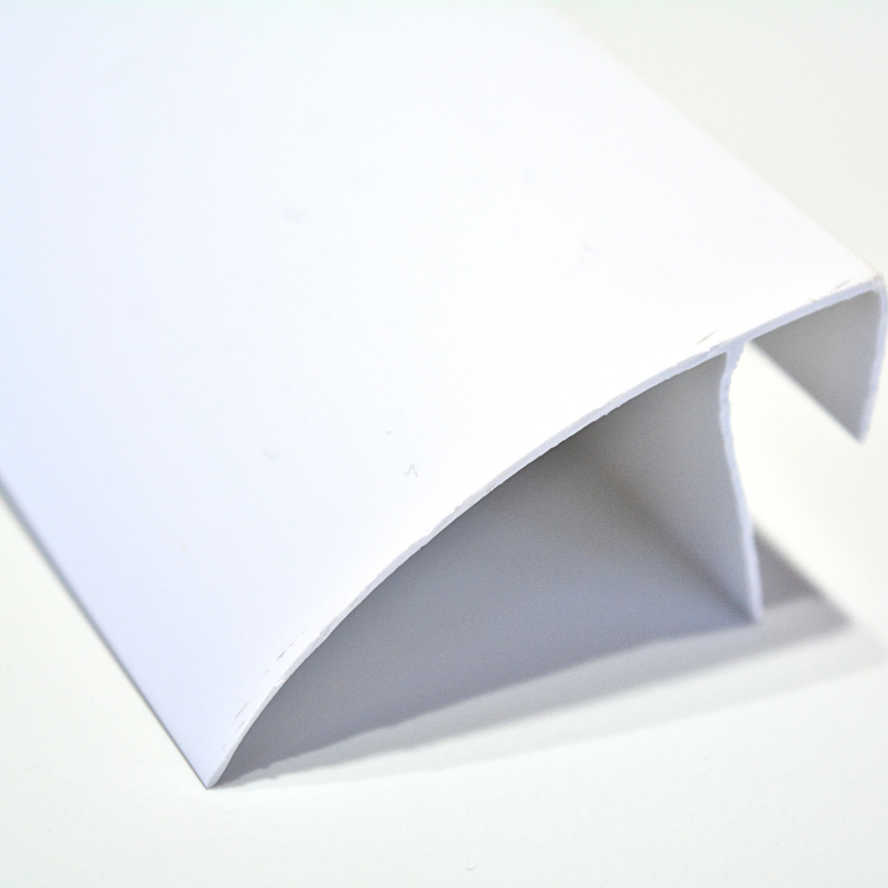 Профиль финишный F ПВХ 10 мм 1,5 м Белый (F10х1500)