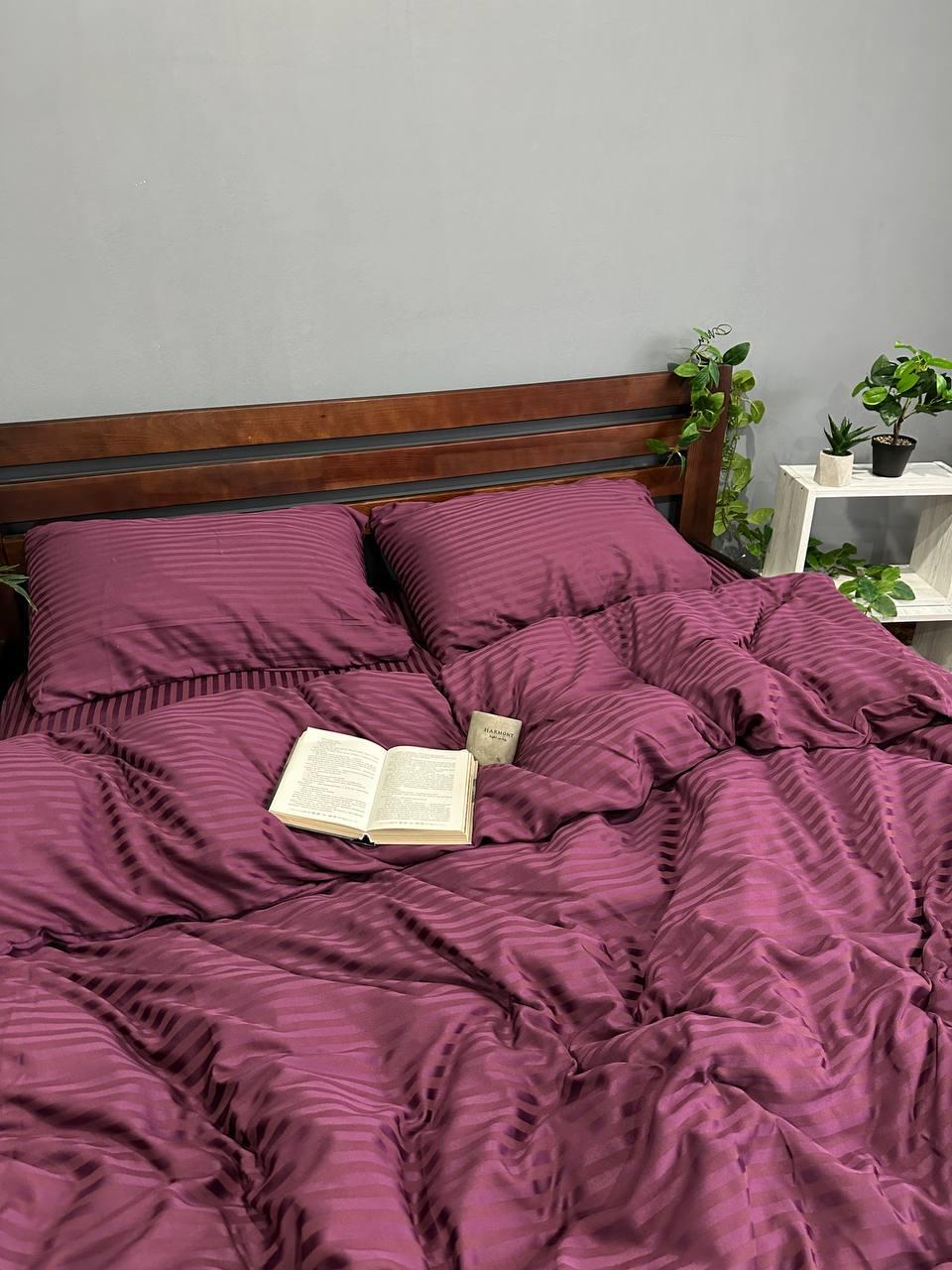 Комплект постельного белья Полоса страйп-полисатин полуторный 150х220/70х70 см Бургунди (30941982) Комплект постельного белья Полоса страйп-полисатин полуторный 150х220/70х70 см Бургунди (30941982)