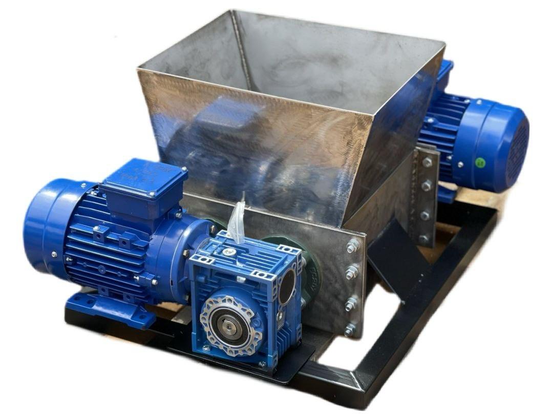 Дробилка ножевая двухвалковая нержавеющая сталь 350x350 мм 1,5 кВт Серебристый (458)