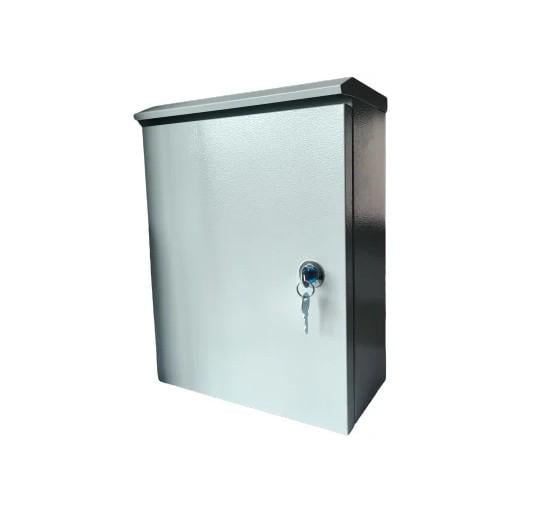 Щит IP54 с МП 1 мм с козырьком 330х248х125 мм (cu1070040)