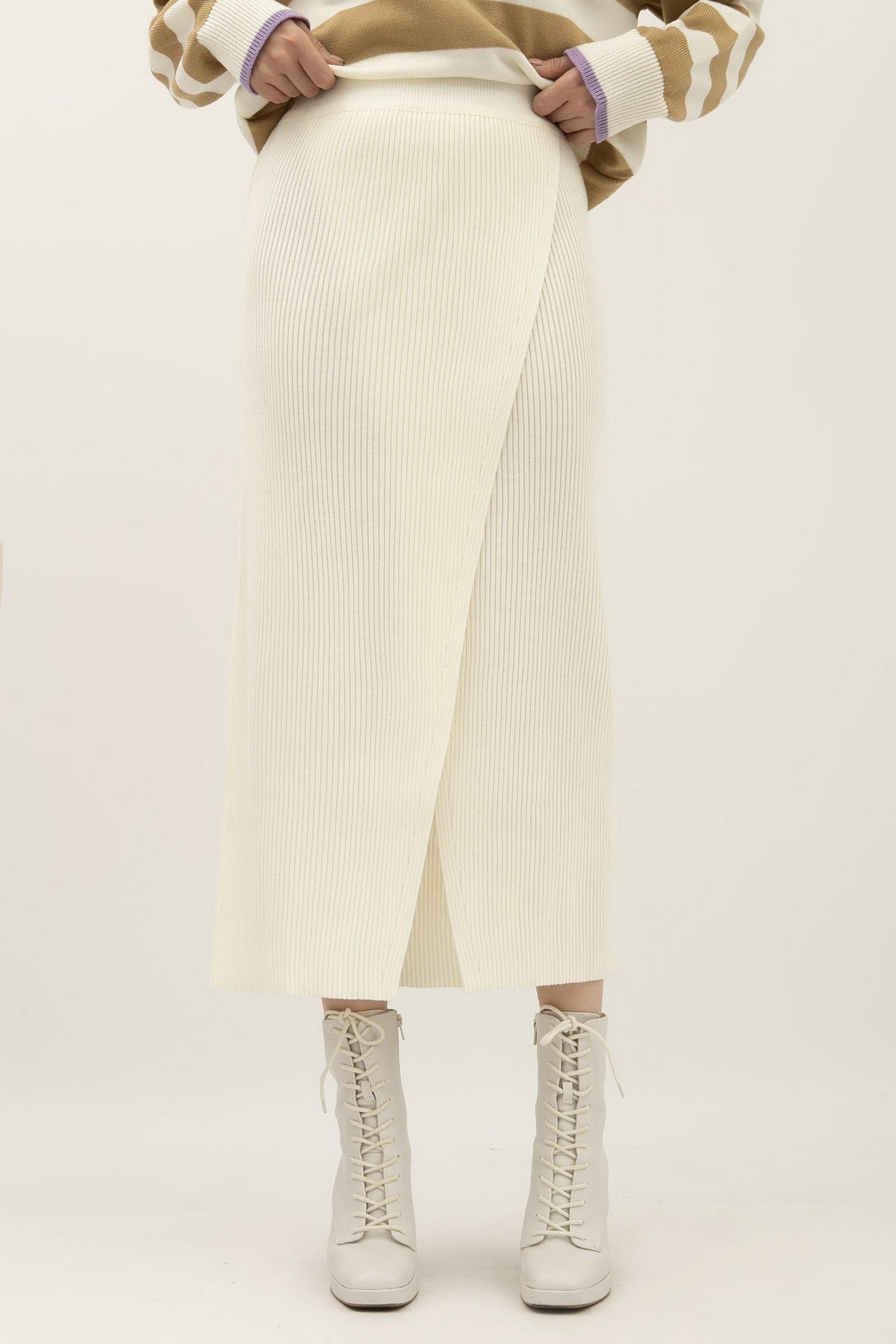 Юбка Lesia 23217001 M Молочный (140830000)