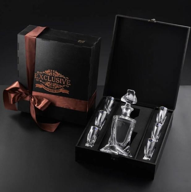 Набор стопок высоких хрустальных Bohemia Quadro 50 мл и графин 500 мл - фото 2 Набор стопок высоких хрустальных Bohemia Quadro 50 мл и графин 500 мл - фото 2