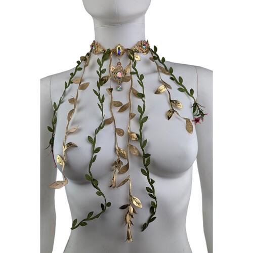 Ожерелье Seta Decor ажурное с камнями и подвесками (24-676GL-GR) Ожерелье Seta Decor ажурное с камнями и подвесками (24-676GL-GR)