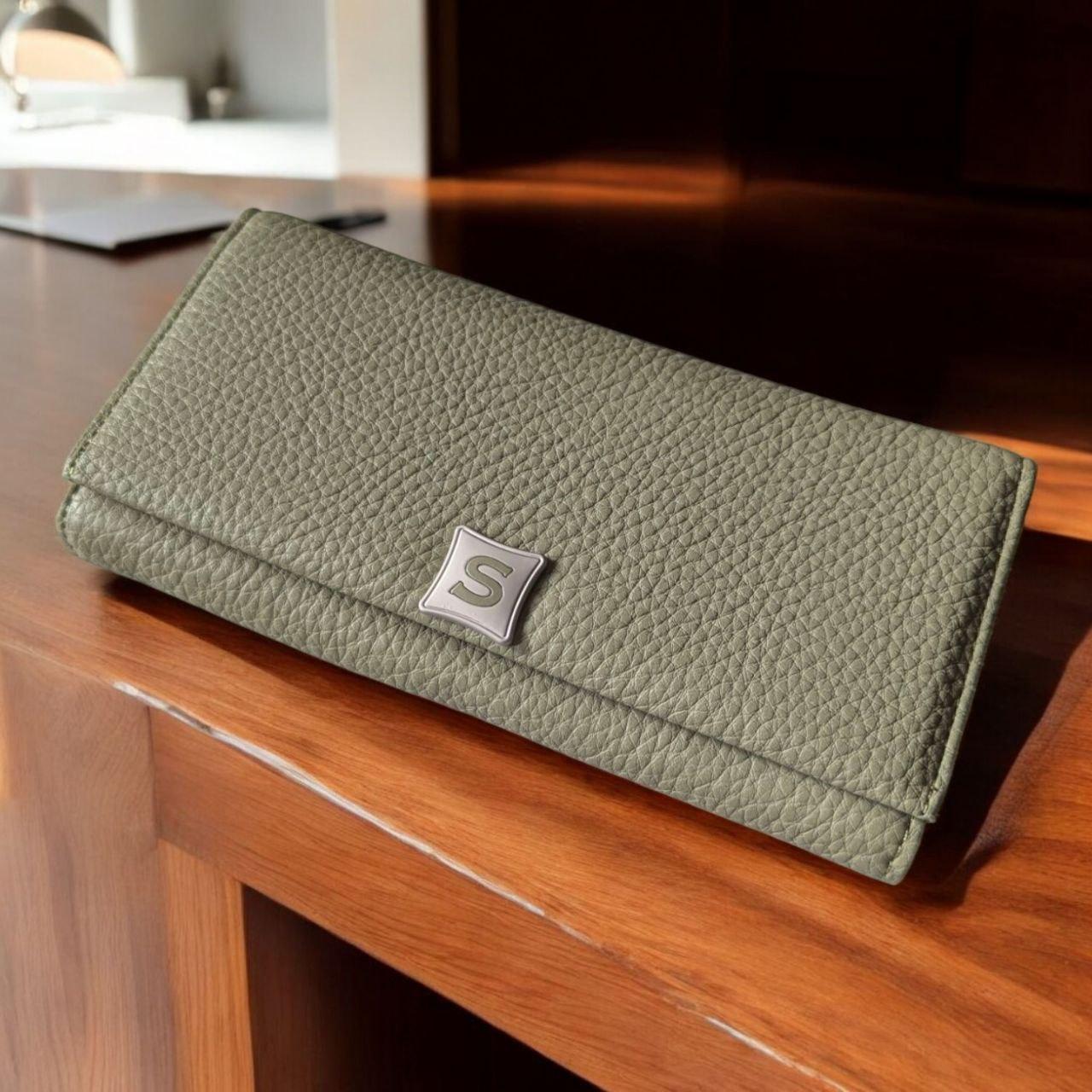 Кошелек женский на магните с внешней защелкой поцелуйчик для мелочи Saralyn 19х9,5 см Серый (3005-10) Кошелек женский на магните с внешней защелкой поцелуйчик для мелочи Saralyn 19х9,5 см Серый (3005-10)