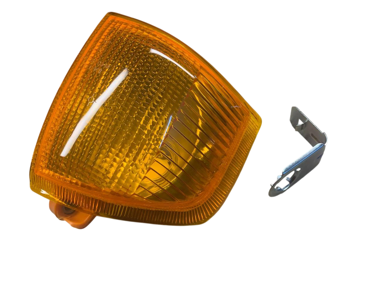 Указатель поворота правый FPS FP2528 K4-E FORD ESCORT 86-90 Желтый (3085942354) Указатель поворота правый FPS FP2528 K4-E FORD ESCORT 86-90 Желтый (3085942354)