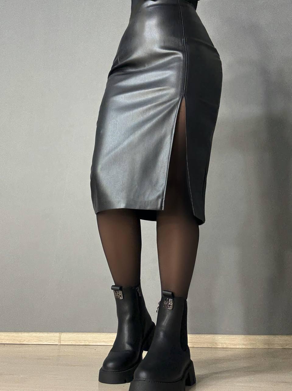 Юбка женская Gritana 125 из экокожи с разрезом меди 2XL Черный (5813) - фото 6 Юбка женская Gritana 125 из экокожи с разрезом меди 2XL Черный (5813) - фото 6
