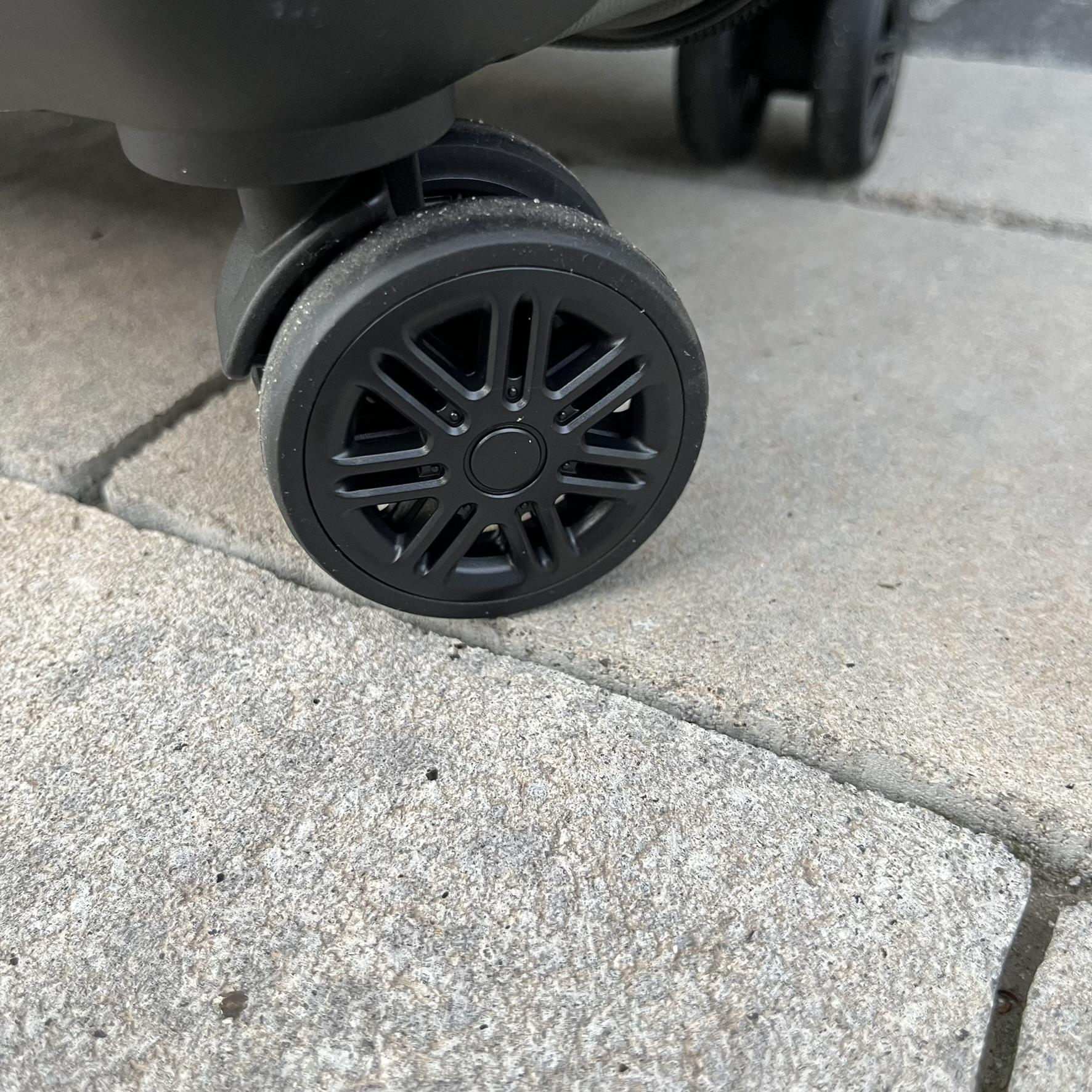 Чемодан дорожный из полипропилена Wings PP05 M Серый (22630146) - фото 5 Чемодан дорожный из полипропилена Wings PP05 M Серый (22630146) - фото 5