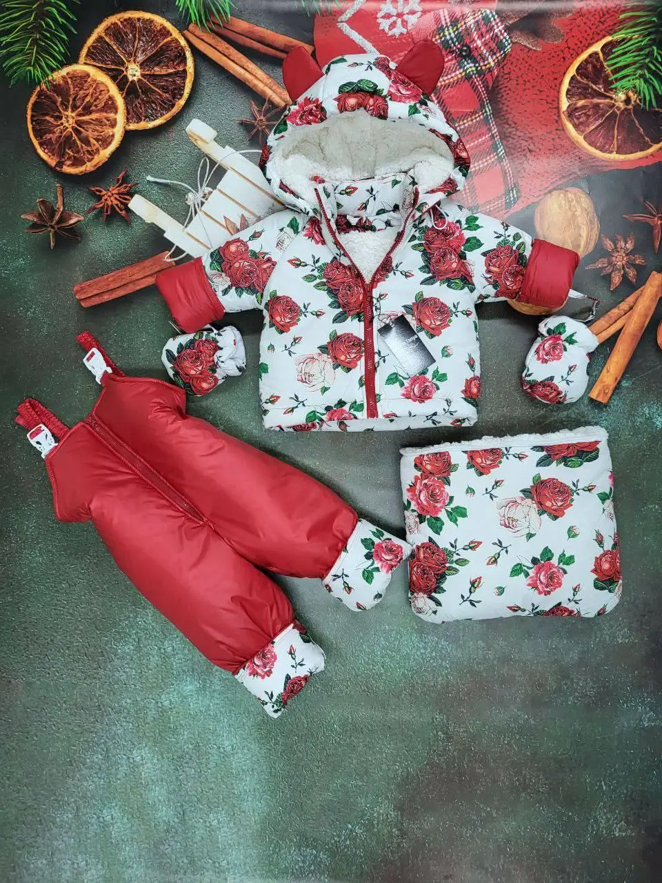 Комбінезон дитячий зимовий трансформер до двох років 3в1 Троянди (930)