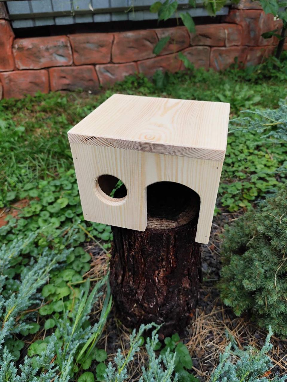 Будиночок для гизунів на підлогу Емма з деревини 21х17х16 см Бежевий