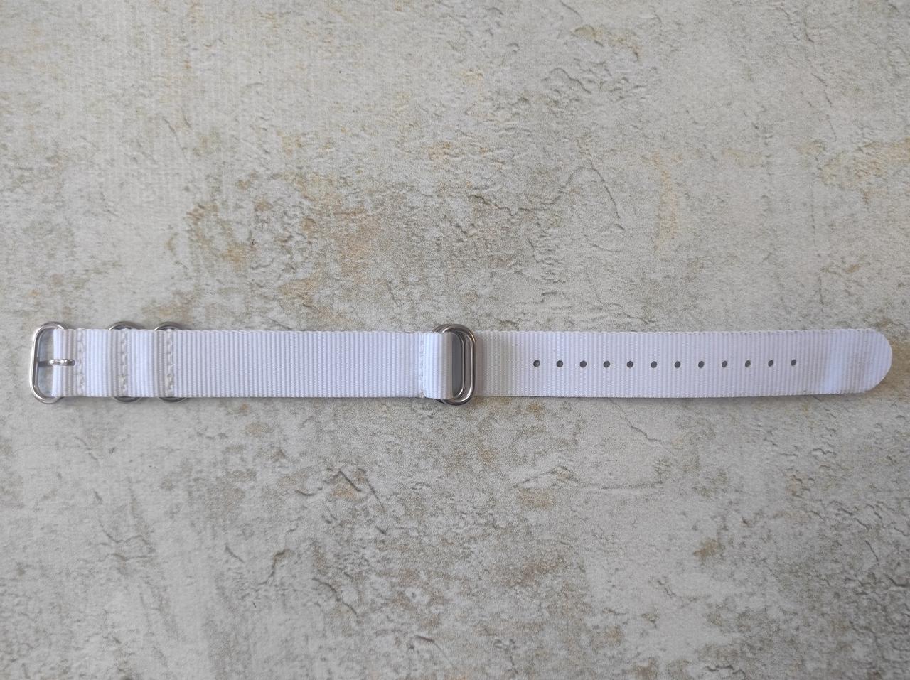 Ремешок для часов Yigao Nato Zulu нейлон 18 мм Белый (1500847154) - фото 2 Ремешок для часов Yigao Nato Zulu нейлон 18 мм Белый (1500847154) - фото 2