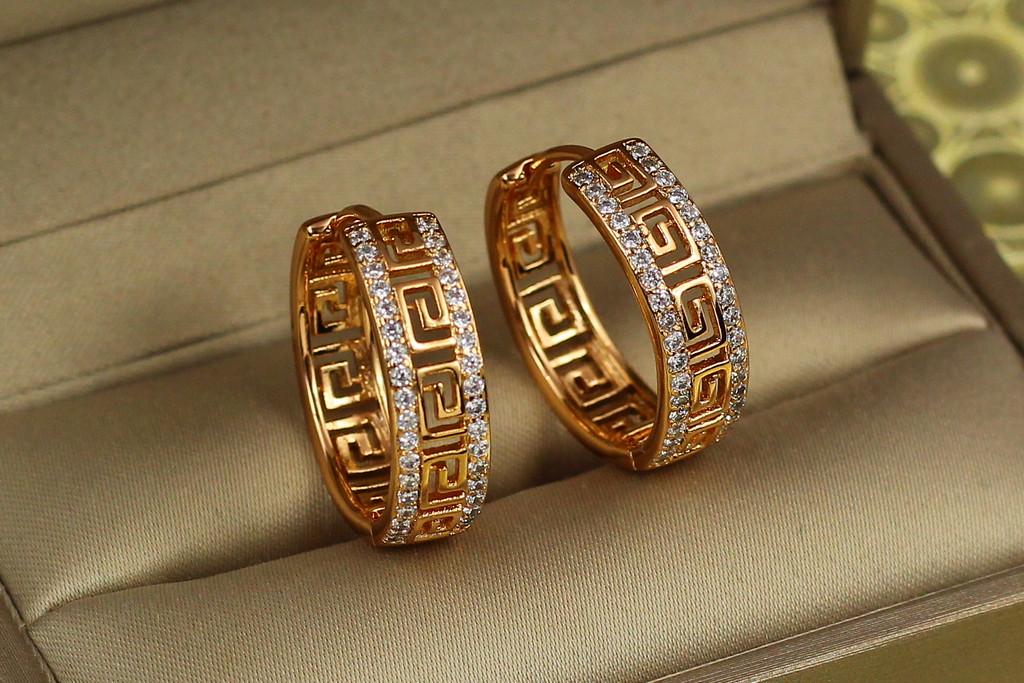 Серьги Xuping Jewelry с греческим узором бортики из камней 2,2 см Золотистый (2145669340)