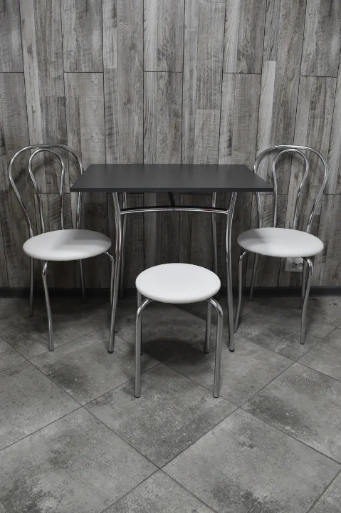 Комплект кухонний Tulipan Тріо стіл/стільці 2 шт./табурет 60х80х75 см Чорний/Білий/Хром