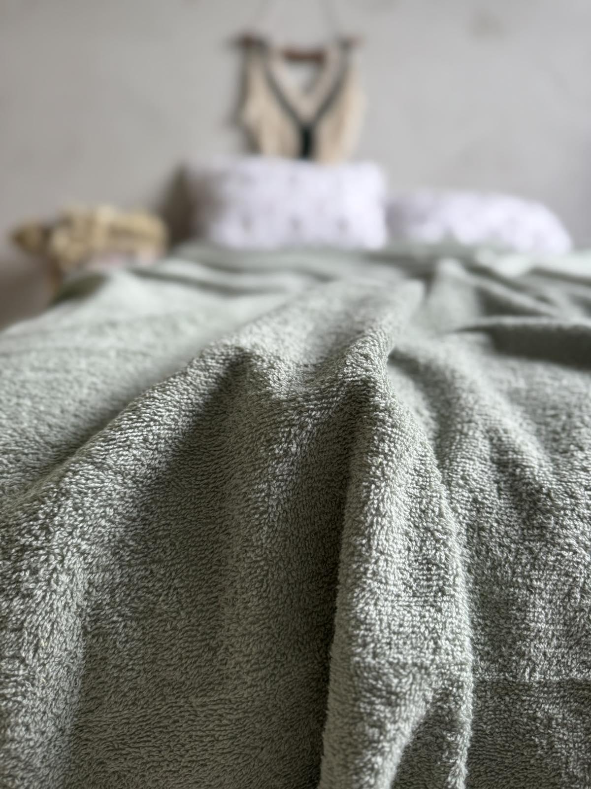 Простынь-покрывало махровое ZEINTEX MADEIRA хлопковое 150х220 см Бирюзовый (26991417) - фото 6 Простынь-покрывало махровое ZEINTEX MADEIRA хлопковое 150х220 см Бирюзовый (26991417) - фото 6