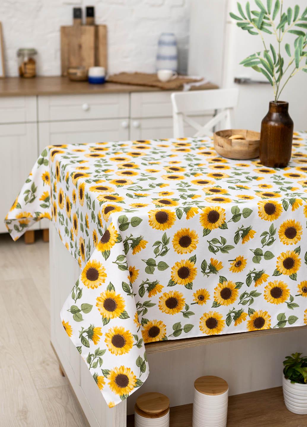 Скатерть с тефлоновым покрытием Подсолнухи 1,2х1,5 м 4 салфетки (снх1215с) Скатерть с тефлоновым покрытием Подсолнухи 1,2х1,5 м 4 салфетки (снх1215с)