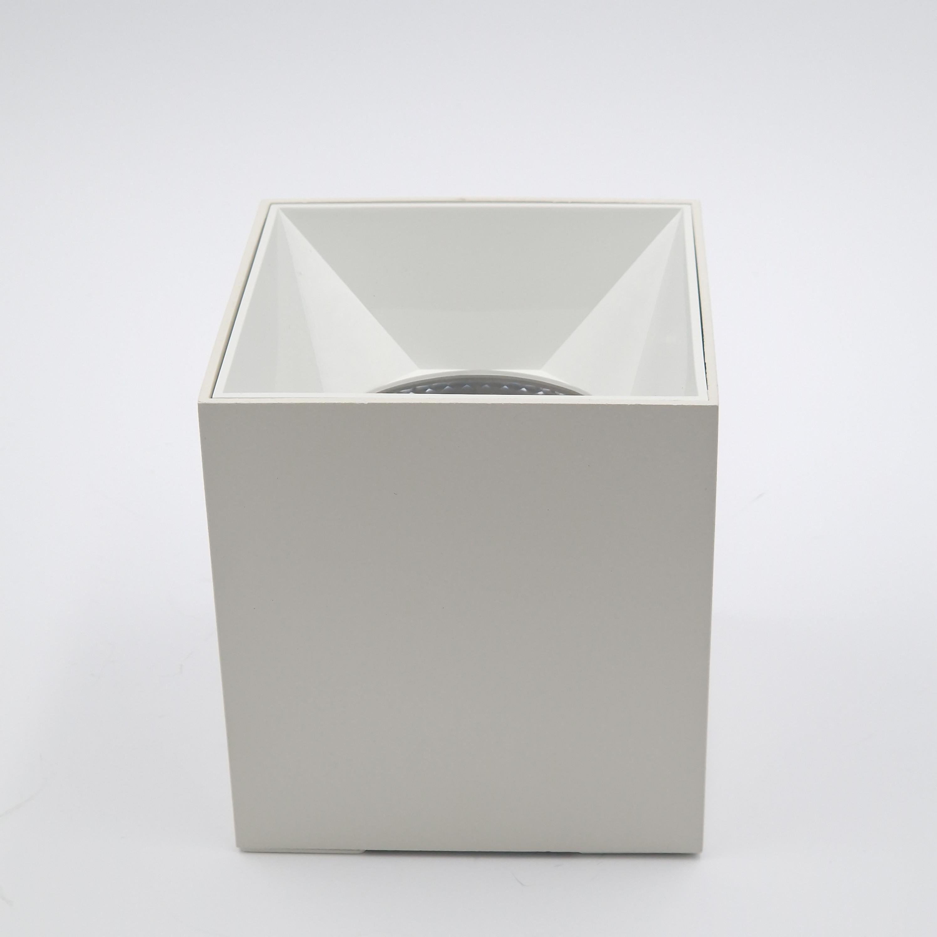 Светильник накладной Light Club 12 Вт 4000 К IP20 точечный Белый (LTR617BS-12-4-W) - фото 3 Светильник накладной Light Club 12 Вт 4000 К IP20 точечный Белый (LTR617BS-12-4-W) - фото 3