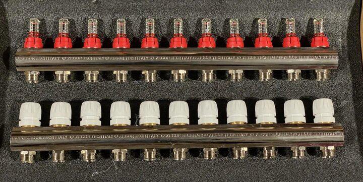 Колекторна група Zegor QS-18111 з витратомірами та євроконусам 1"х3/4" 11 виходів (13449345) - фото 4 Колекторна група Zegor QS-18111 з витратомірами та євроконусам 1"х3/4" 11 виходів (13449345) - фото 4