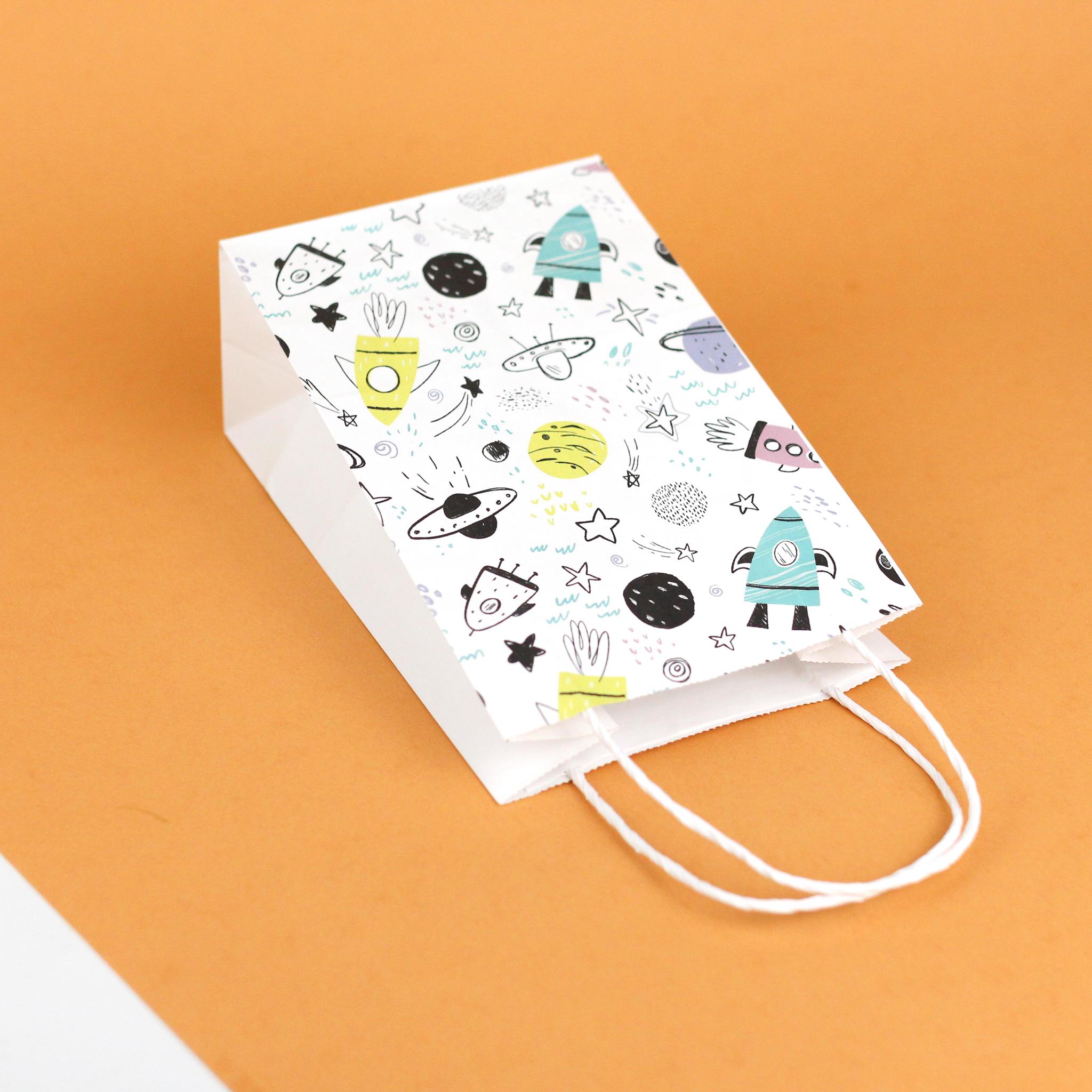 Пакет подарунковий на День народження крафт 150х90х240 мм 20 шт. - фото 2 Пакет подарунковий на День народження крафт 150х90х240 мм 20 шт. - фото 2