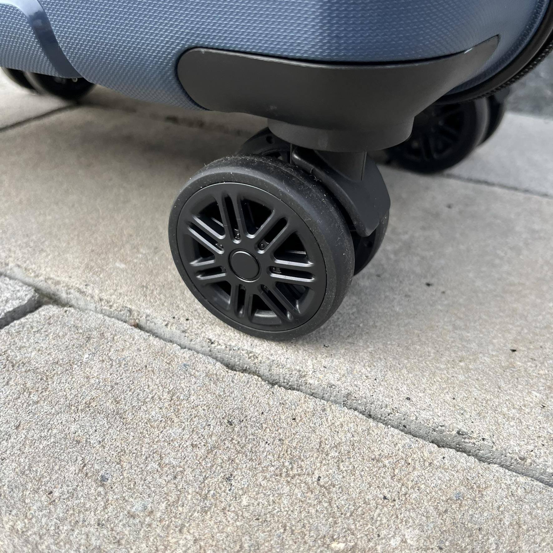 Чемодан дорожный из полипропилена Wings PP05 S Синий (22630278) - фото 6 Чемодан дорожный из полипропилена Wings PP05 S Синий (22630278) - фото 6