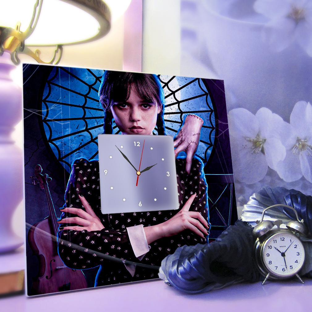 Часы Венздей "Семейка Аддамс" 260x260 мм (C04650) - фото 3 Часы Венздей "Семейка Аддамс" 260x260 мм (C04650) - фото 3