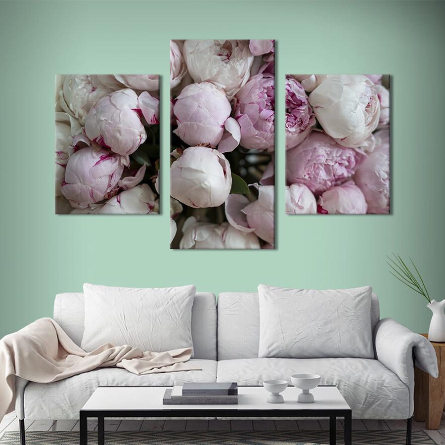Картина на холсте триптих Букет белых пионов 141x90 см (912-32)